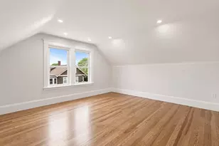 35 Farragut Ave, Medford, MA 02155 - Photo 17