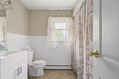 69 Thomas, Woonsocket, RI 02895 - Photo 13