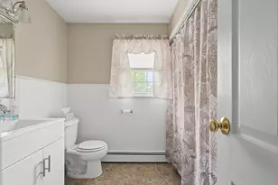 69 Thomas St, Woonsocket, RI 02895 - Photo 13