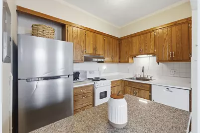 140 Chestnut St #604, Springfield, MA 01103 - Photo 3