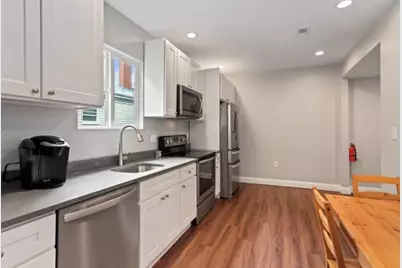 7 Abbotsford St #Unit B, Boston, MA 02121 - Photo 7