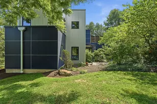 108 Grove St, Northampton, MA 01060 - Photo 1