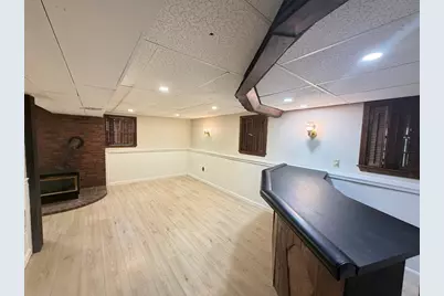 688 Plymouth St, Bridgewater, MA 02324 - Photo 17