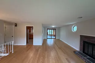 688 Plymouth St, Bridgewater, MA 02324 - Photo 9