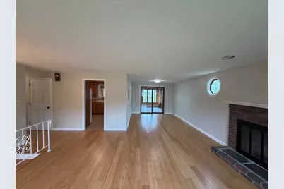 688 Plymouth St, Bridgewater, MA 02324 - Photo 9
