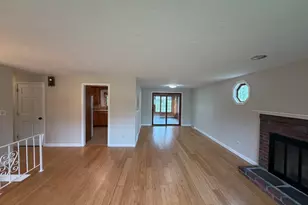 688 Plymouth St, Bridgewater, MA 02324 - Photo 9