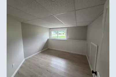 688 Plymouth St, Bridgewater, MA 02324 - Photo 21