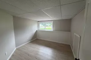 688 Plymouth St, Bridgewater, MA 02324 - Photo 21