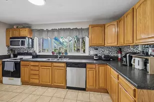 114 Rich St, Gardner, MA 01440 - Photo 17