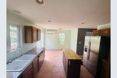 3841 N Main St, Fall River, MA 02720 - Photo 7