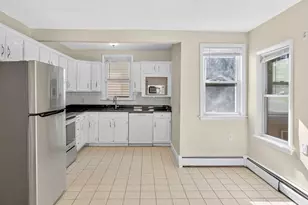 6 Knollin St, Malden, MA 02148 - Photo 7