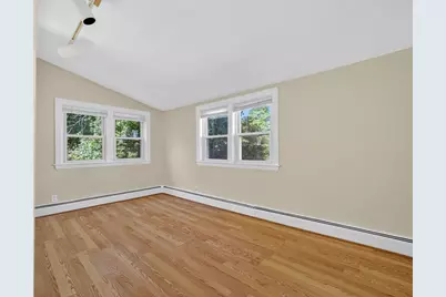 6 Knollin St #2, Malden, MA 02148 - Photo 9