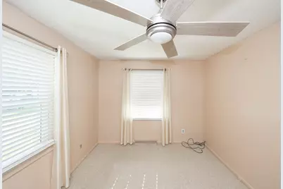 56 Blueberry Ter, New Bedford, MA 02745 - Photo 15