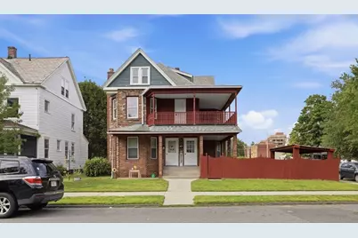26 Washington Ave, Holyoke, MA 01040 - Photo 1
