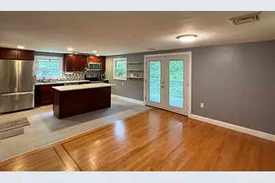 62 Piehl Ave, Worcester, MA 01606 - Photo 7