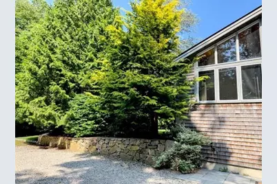 3 Nonquitt Ave, Dartmouth, MA 02748 - Photo 3