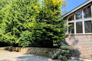 3 Nonquitt Ave, Dartmouth, MA 02748 - Photo 3
