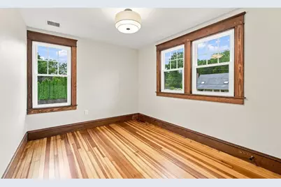 80 Milton St, Northampton, MA 01062 - Photo 21