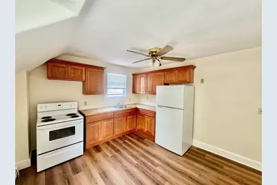 93 Parker St #2, Attleboro, MA 02703 - Photo 3