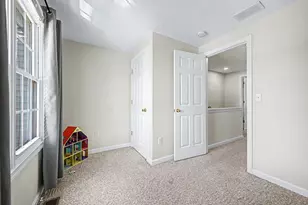10 Fuller Ave, Attleboro, MA 02703 - Photo 21