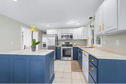 10 Fuller Ave #15, Attleboro, MA 02703 - Photo 9