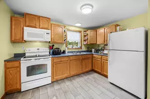 90 West St, Wendell, MA 01379 - Photo 7