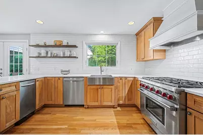 17 Fruit St, Hopkinton, MA 01748 - Photo 9