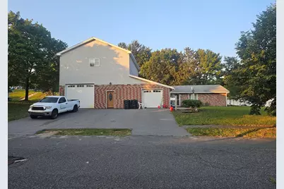 7 Lisa Rd, Peabody, MA 01960 - Photo 3