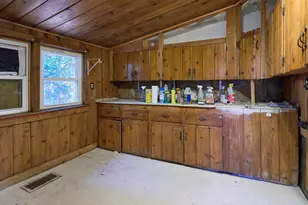 25 Stoneham Rd, Worcester, MA 01604 - Photo 5