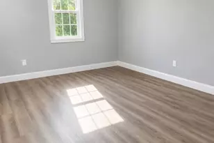700 Bedford, Abington, MA 02351 - Photo 3