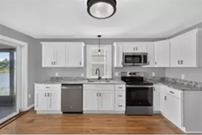 1496 Riverside Ave, Somerset, MA 02726 - Photo 11