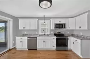 1496 Riverside Ave, Somerset, MA 02726 - Photo 11