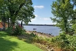 1496 Riverside Ave, Somerset, MA 02726 - Photo 3