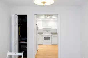 1731 Beacon St, Brookline, MA 02445 - Photo 3