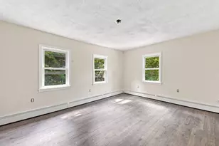 169 Quinapoxet St, Holden, MA 01522 - Photo 17