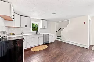169 Quinapoxet St, Holden, MA 01522 - Photo 7