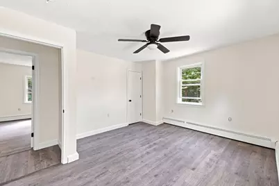 169 Quinapoxet St, Holden, MA 01522 - Photo 27