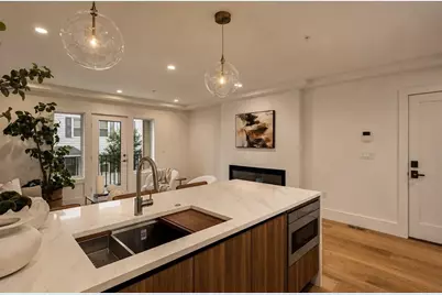 185 E Street #2, Boston, MA 02127 - Photo 9