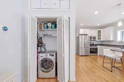 518 Main St #2, Medford, MA 02155 - Photo 9