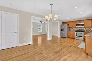 10 Begley St, Agawam, MA 01001 - Photo 13