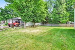 10 Begley St, Agawam, MA 01001 - Photo 37