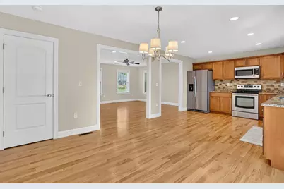 10 Begley St #10, Agawam, MA 01001 - Photo 13