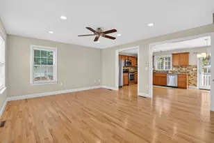 10 Begley St, Agawam, MA 01001 - Photo 3