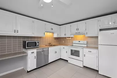 91 Pleasant St #C11, Medfield, MA 02052 - Photo 9