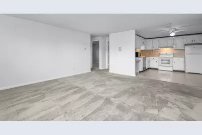 91 Pleasant St #C11, Medfield, MA 02052 - Photo 5
