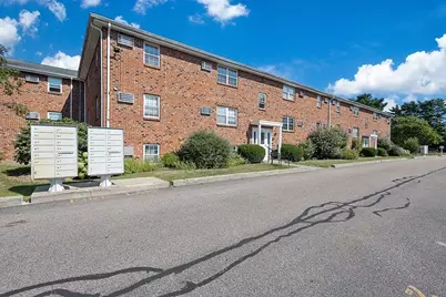91 Pleasant St #C11, Medfield, MA 02052 - Photo 3