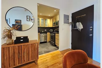 55 Broadlawn Park #16B, Boston, MA 02467 - Photo 5