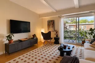 55 Broadlawn Park, Boston, MA 02467 - Photo 11