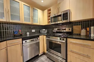 55 Broadlawn Park, Boston, MA 02467 - Photo 3