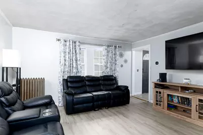 62 Grove St, Spencer, MA 01562 - Photo 9